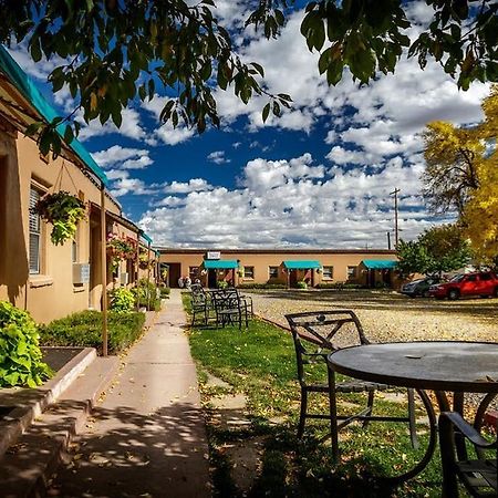בלאנדינג Stone Lizard Lodge מראה חיצוני תמונה